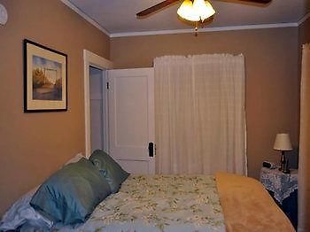 Lazy T Ranch Guest House Manhattan Eksteriør bilde